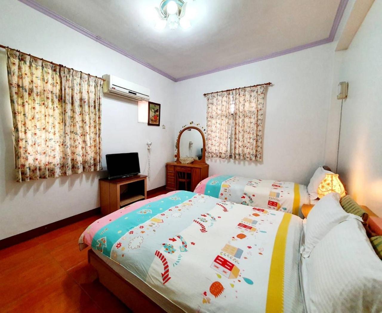 Yilan Xiang Feng Homestay Wujie Exterior photo
