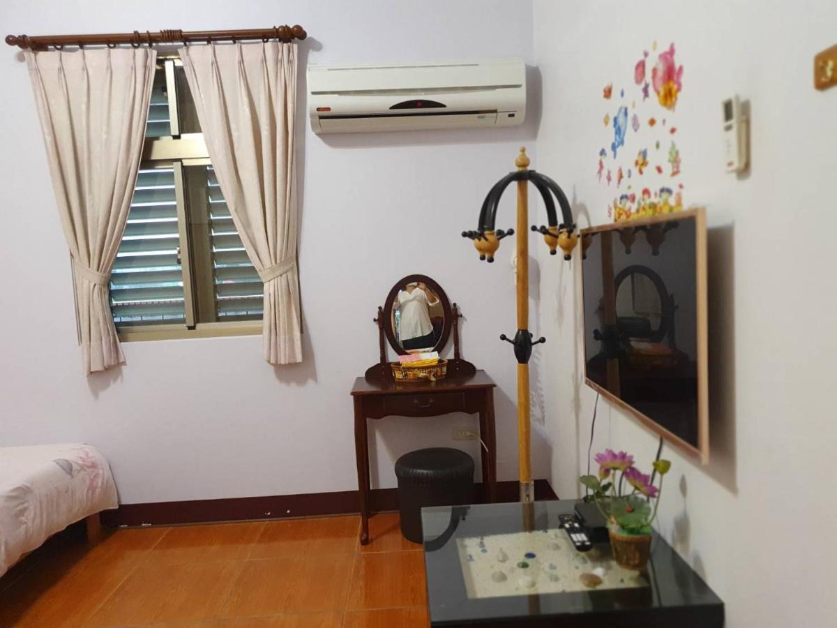 Yilan Xiang Feng Homestay Wujie Exterior photo